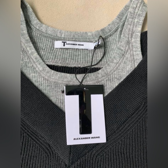 T ALEXANDER WANG V-Neck Sweatwer With Tank Trim - Picture 14 of 14